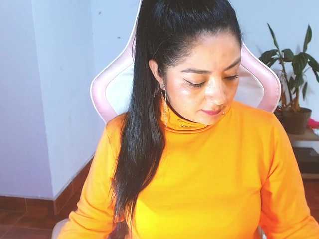 Greicy-lopez's BongaCams show and profile