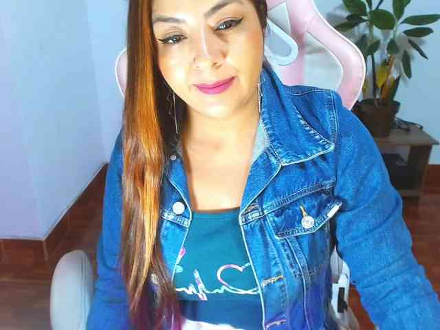 Greicy-lopez Live Webcam on BongaCams