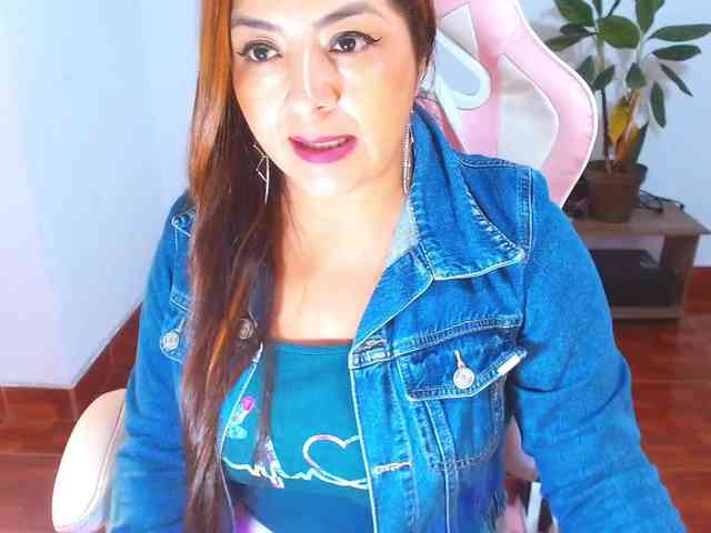 Greicy-lopez Live Webcam on BongaCams