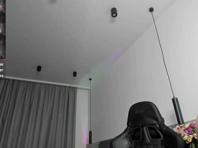 MCfly-1's BongaCams show and profile