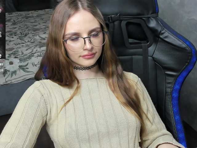 MCfly-1's BongaCams show and profile