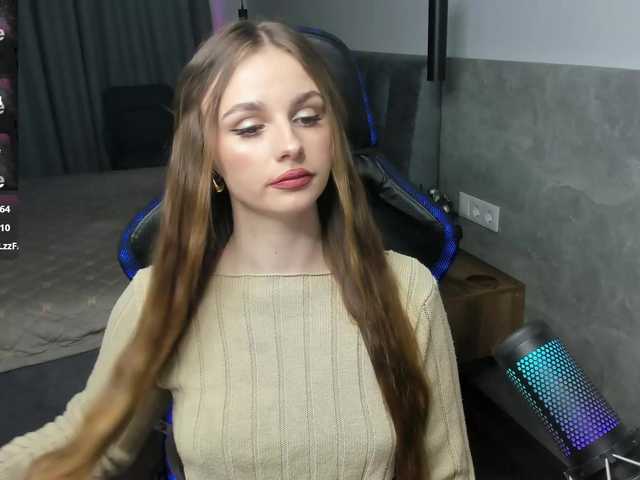 MCfly-1's BongaCams show and profile