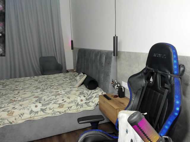 MCfly-1's BongaCams show and profile