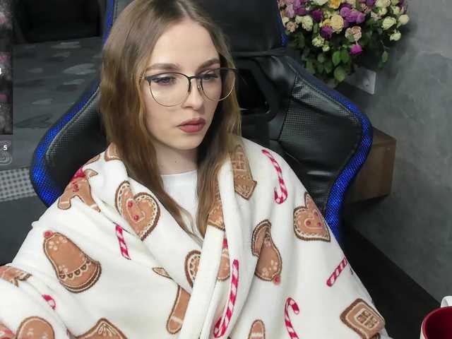 MCfly-1's BongaCams show and profile