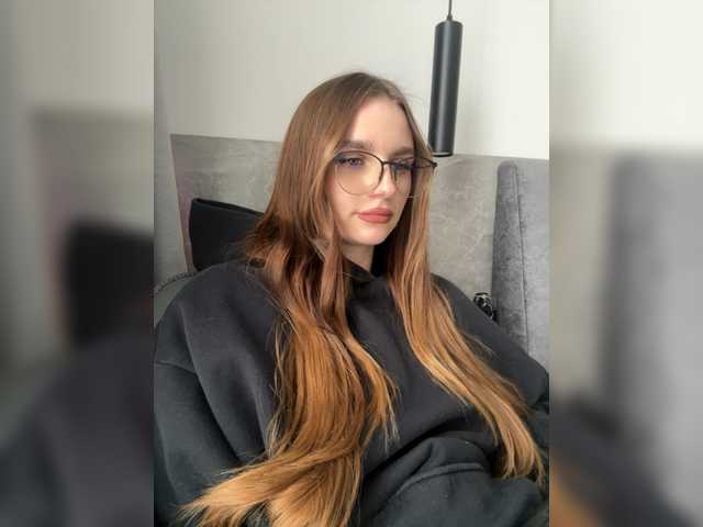 MCfly-1's BongaCams show and profile