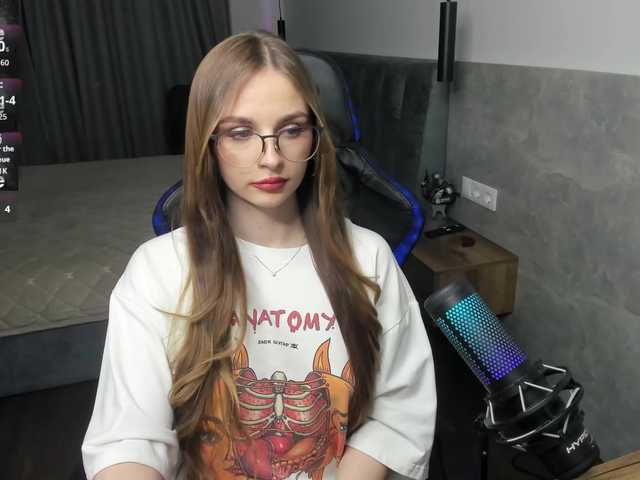 MCfly-1's BongaCams show and profile