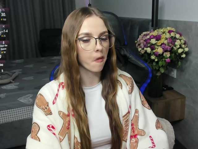 MCfly-1's BongaCams show and profile