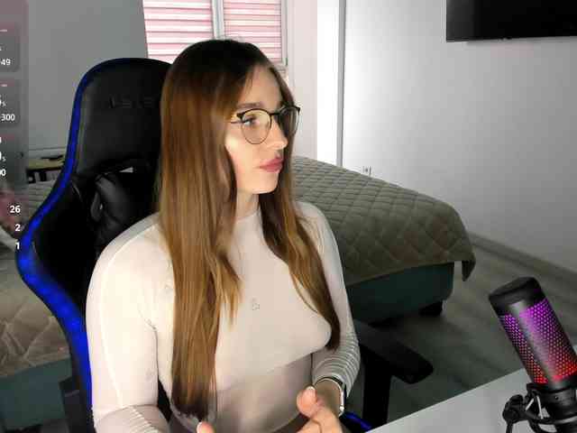 MCfly-1 Live Webcam on BongaCams