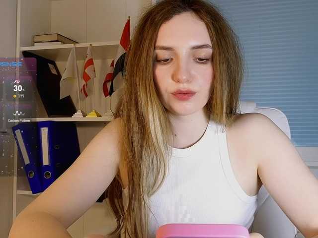 marykiskis's BongaCams show and profile