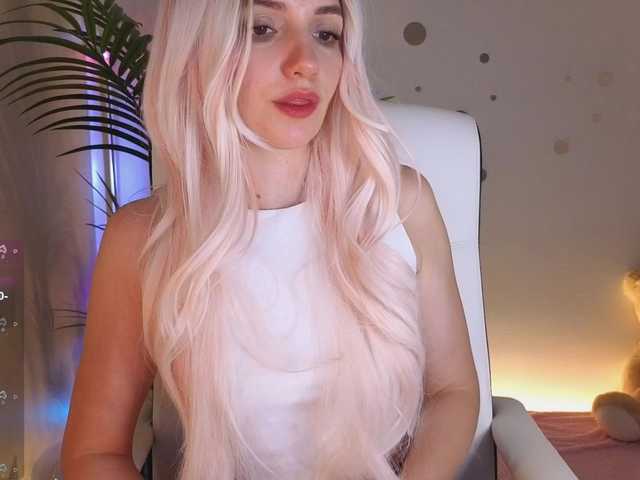 marykiskis's BongaCams show and profile