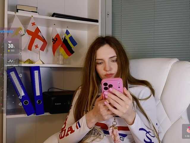 marykiskis's BongaCams show and profile