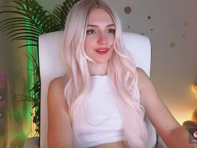 marykiskis's BongaCams show and profile