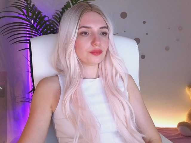 marykiskis's BongaCams show and profile