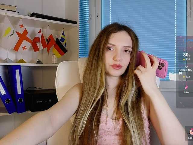 marykiskis's BongaCams show and profile