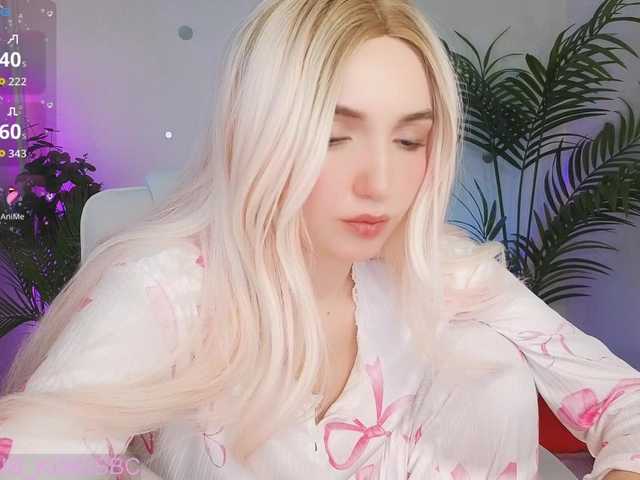 marykiskis's BongaCams show and profile