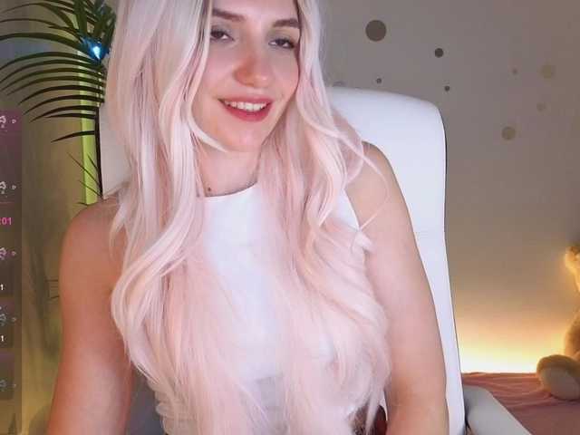 marykiskis's BongaCams show and profile