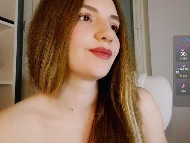 marykiskis's BongaCams show and profile