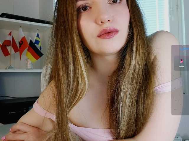 marykiskis's BongaCams show and profile