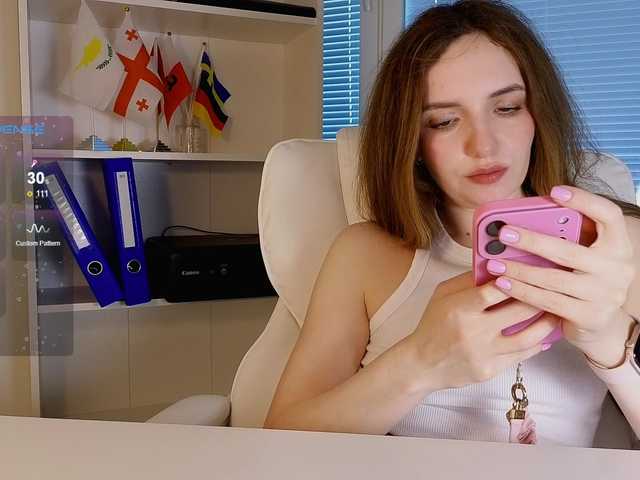 marykiskis's BongaCams show and profile