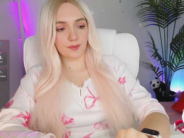 marykiskis's BongaCams show and profile