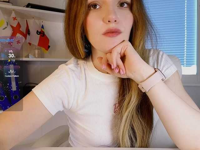 marykiskis's BongaCams show and profile