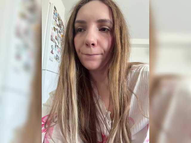 marykiskis's BongaCams show and profile