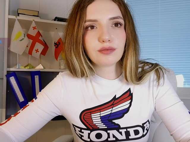 marykiskis's BongaCams show and profile