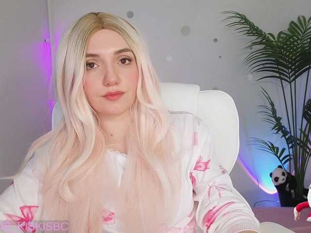 marykiskis's BongaCams show and profile