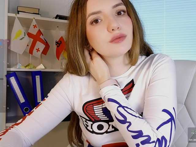 marykiskis's BongaCams show and profile