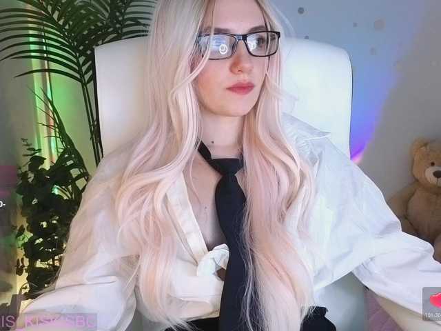 marykiskis's BongaCams show and profile