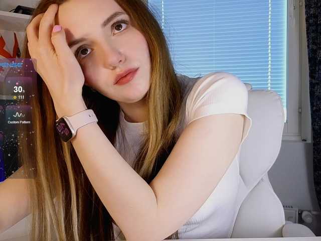 marykiskis's BongaCams show and profile