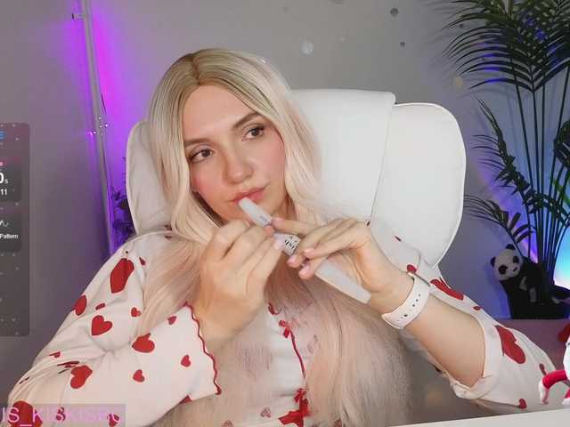 marykiskis's BongaCams show and profile