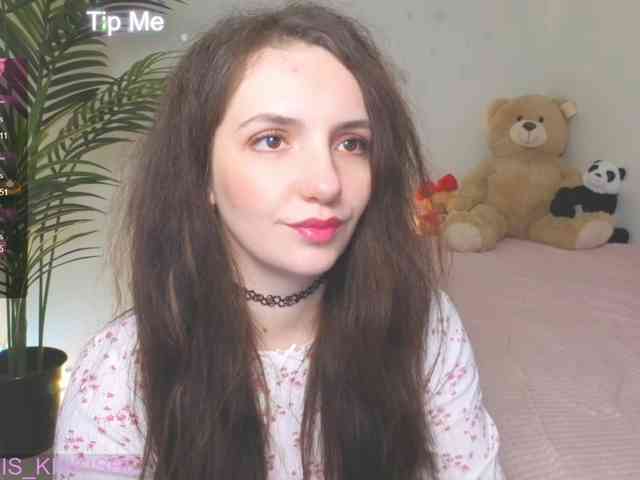 Kris_kiskis webcam