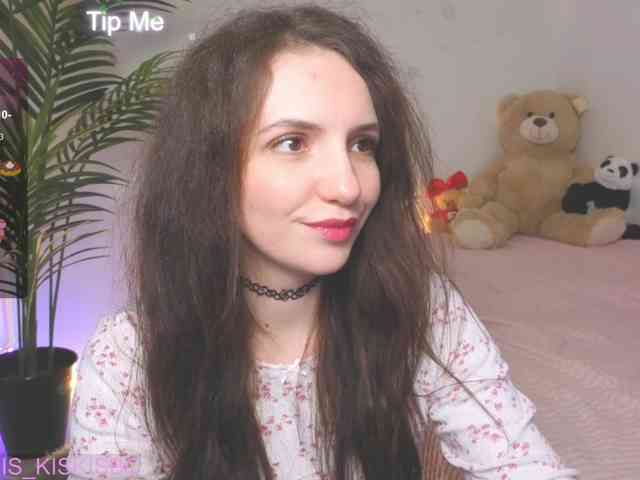 Kris_kiskis webcam