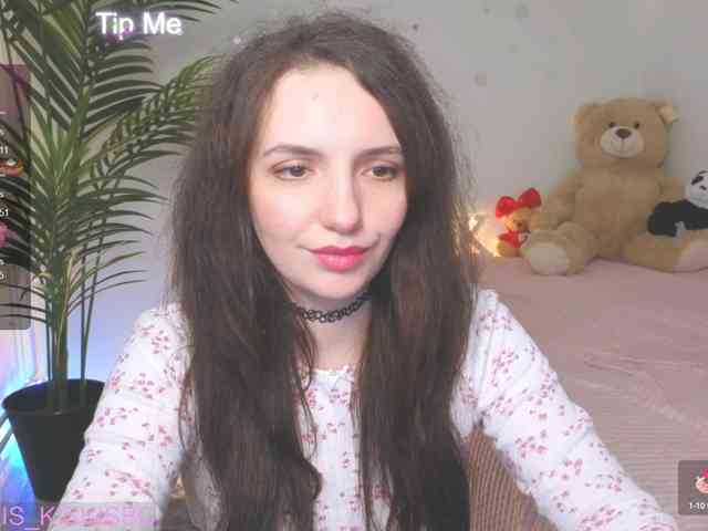 Kris_kiskis webcam