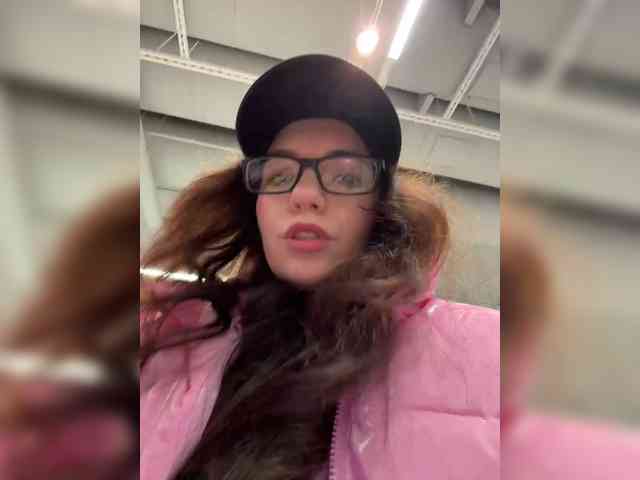 Kris_Lil webcam