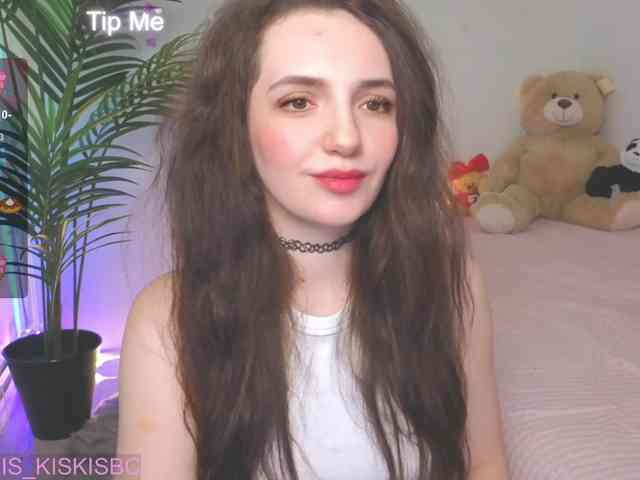 Kris_kiskis webcam