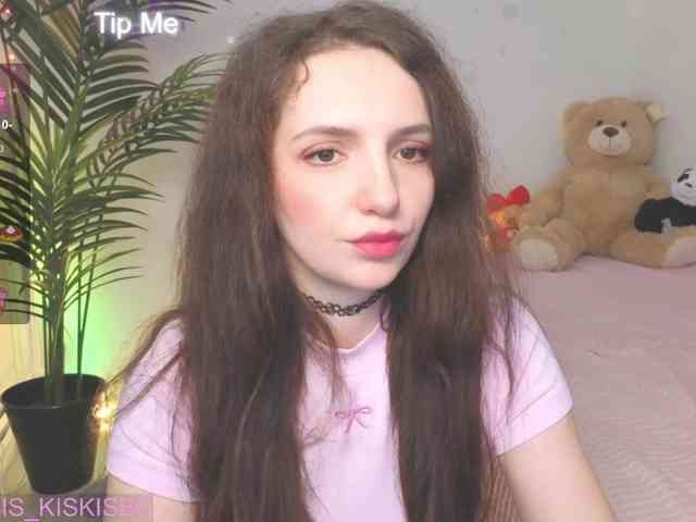 Kris_kiskis webcam