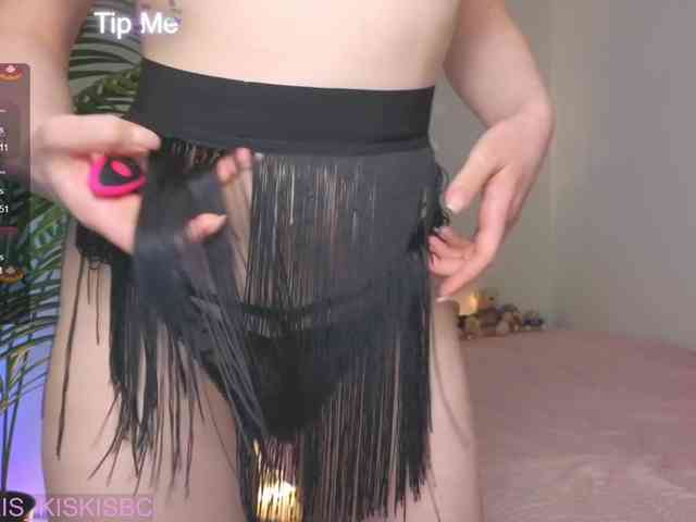 Kris_kiskis webcam