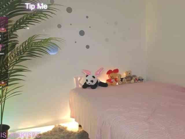 Kris_kiskis webcam