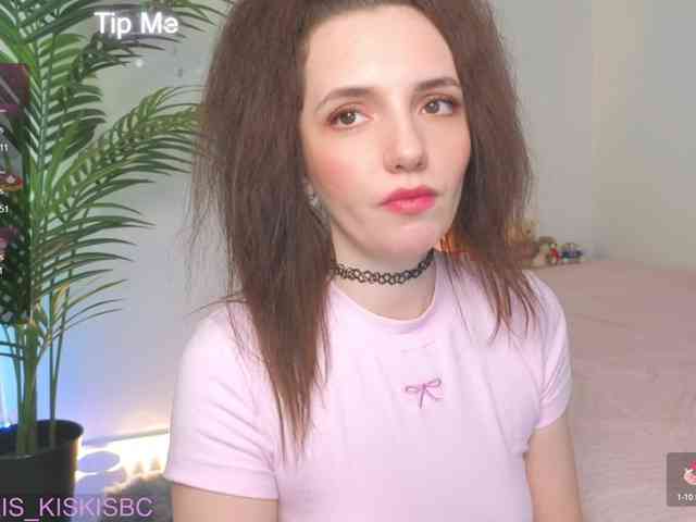 Kris_kiskis webcam