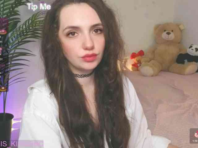 Kris_kiskis webcam