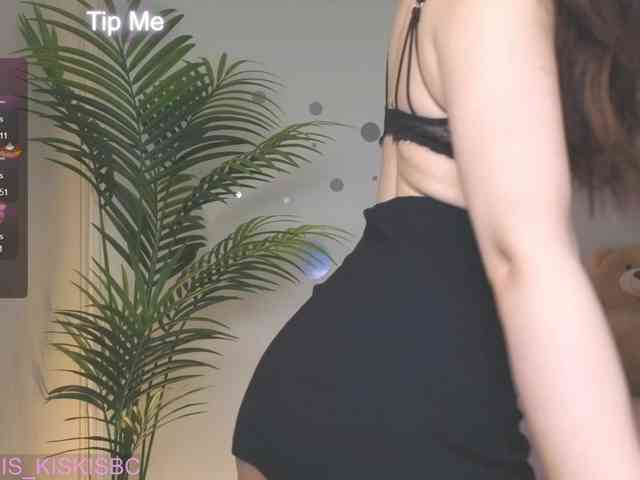 Kris_kiskis webcam