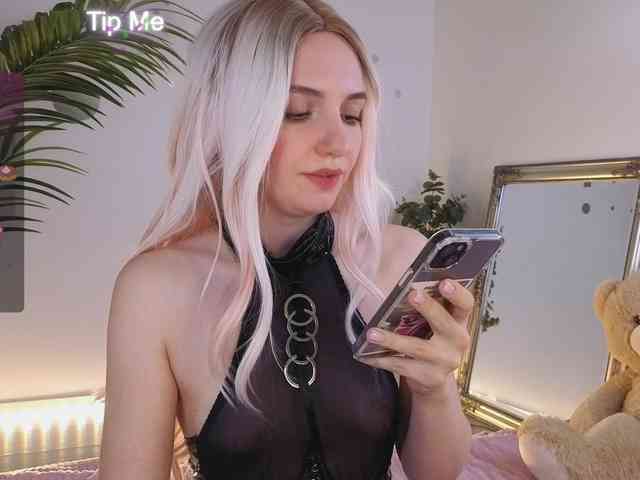 marykiskis Live Webcam on BongaCams