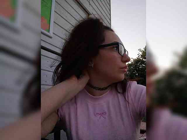 Kris_Lil webcam