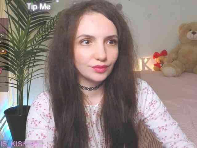 Kris_kiskis webcam