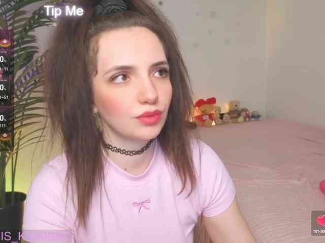 Kris_kiskis webcam