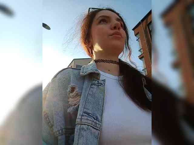 Kris_Lil webcam