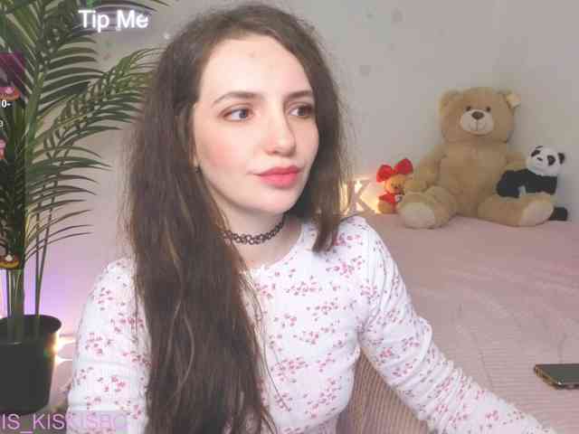 Kris_kiskis webcam