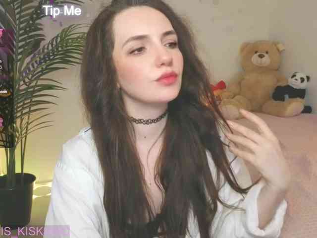 Kris_kiskis webcam